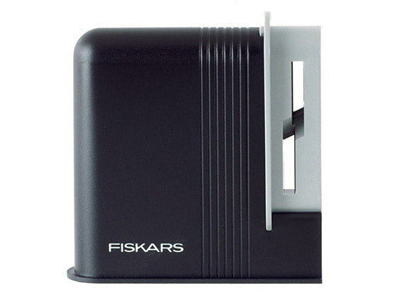 FISKARS 9600 CLIP-SHARP SAKSIENTEROITIN